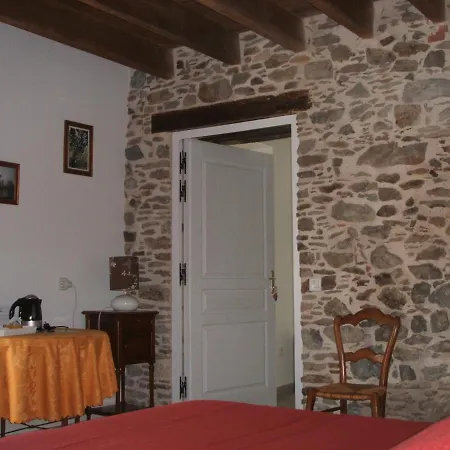 D'hotes La Charriere Отель типа 