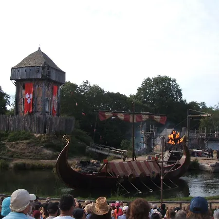 D'hotes La Charriere Bed & Breakfast 3*