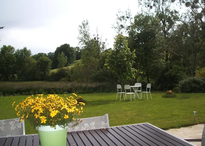 D'hotes La Charriere Bed & Breakfast 3*