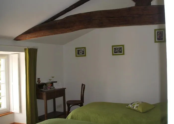 D'hotes La Charriere Bed & Breakfast Cheffois
